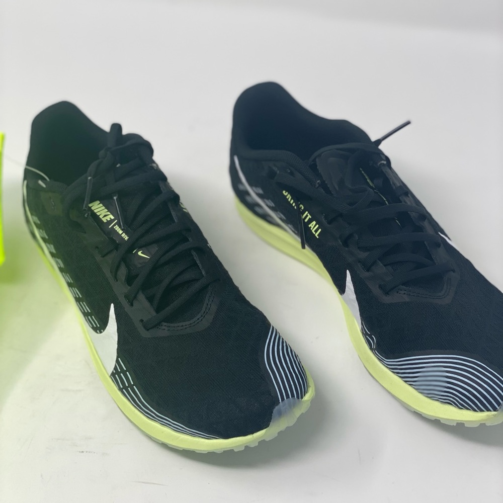 Size 8.5 Nike Zoom Rival Waffle black/green